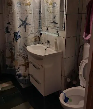 Garsoniera Titan Metrou Costin Georgian * Bukarest